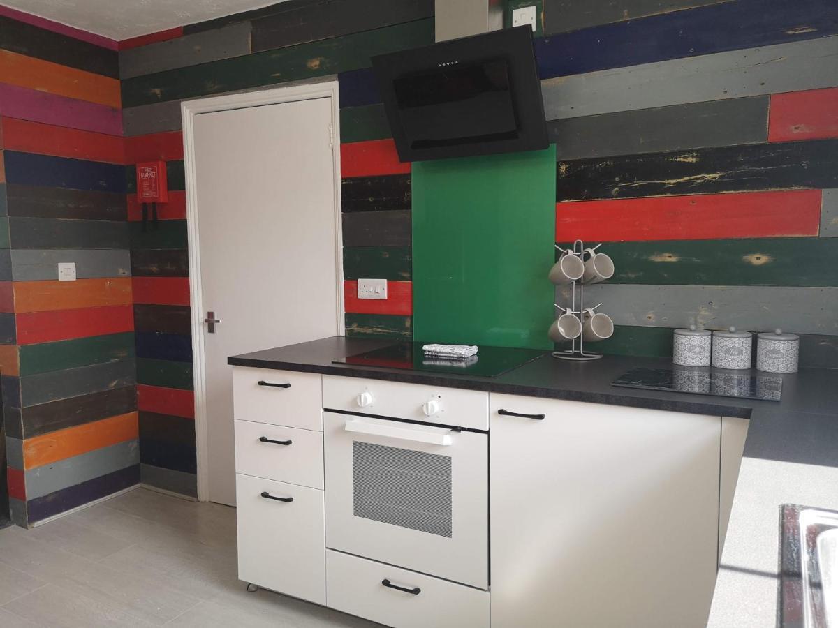 Central Escape Folkestone Ngoại thất bức ảnh