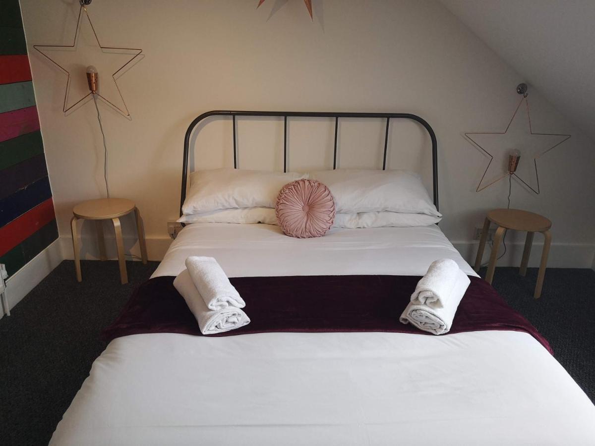 Central Escape Folkestone Ngoại thất bức ảnh